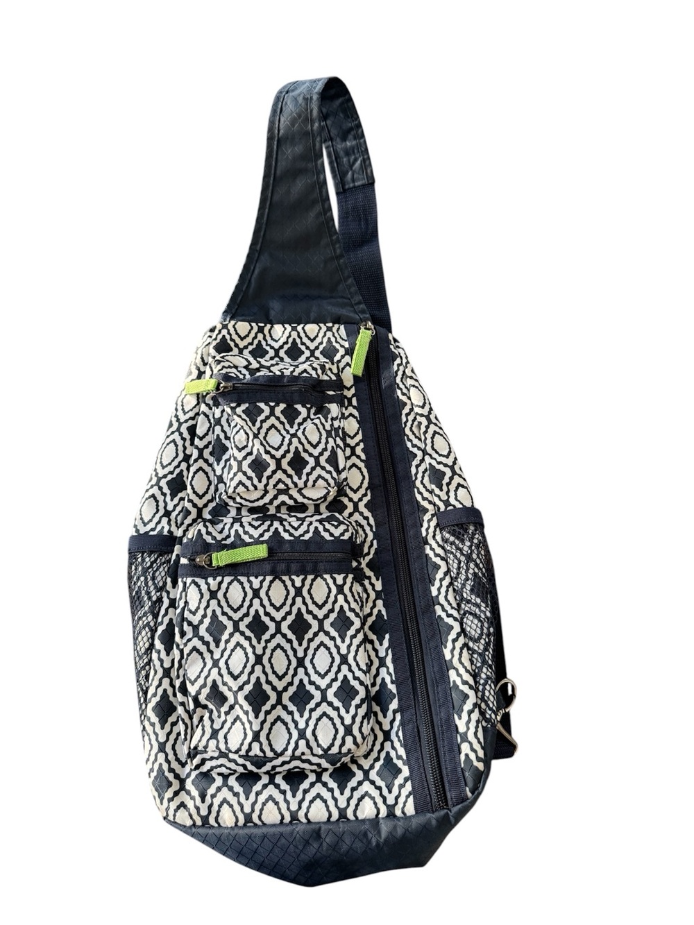 Thirty-one sling crossbody bag in navy/white